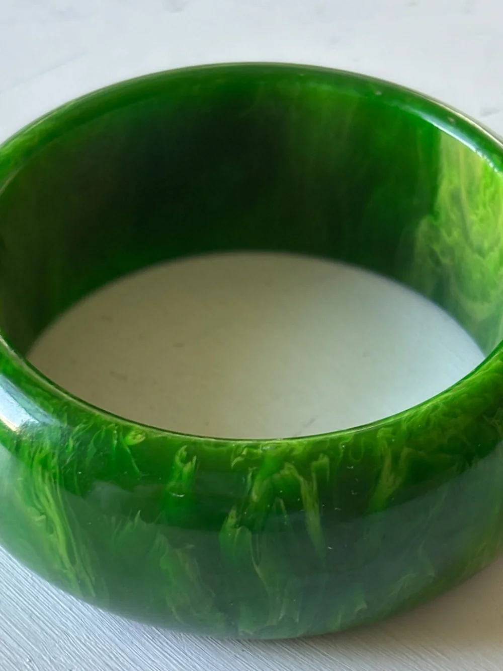 Vintage Marbled Green Chunky Bangle Bracelet - Picture 3 of 3